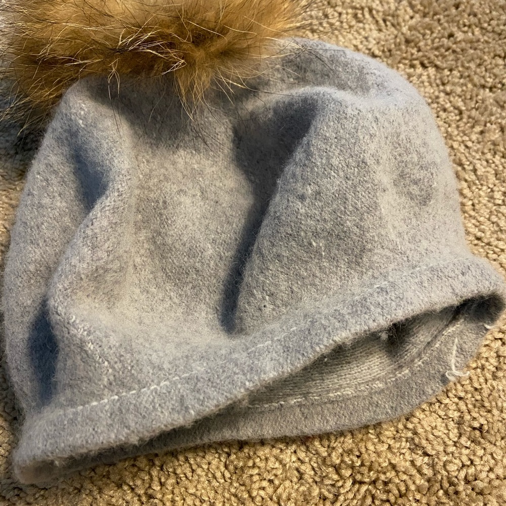 Winter hat - Picture 3 of 3